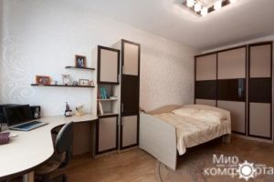 41.Комплект мебели для молодежной комнаты.